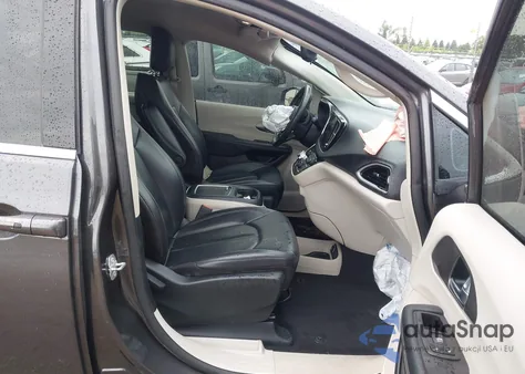 2023 Chrysler Pacifica Touring L z USA, uszkodzony, nr VIN 2C4RC1BGXPR514694